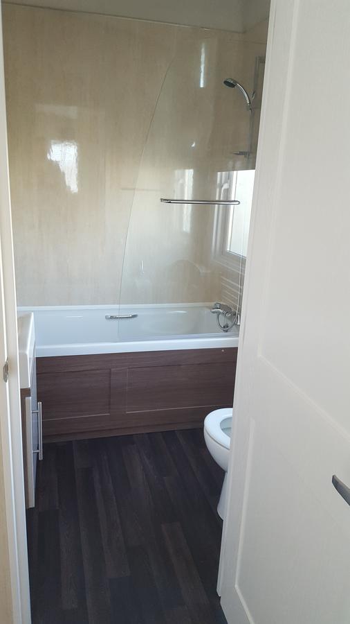 Beal Luxury Lodge At Haggerston Castle מראה חיצוני תמונה